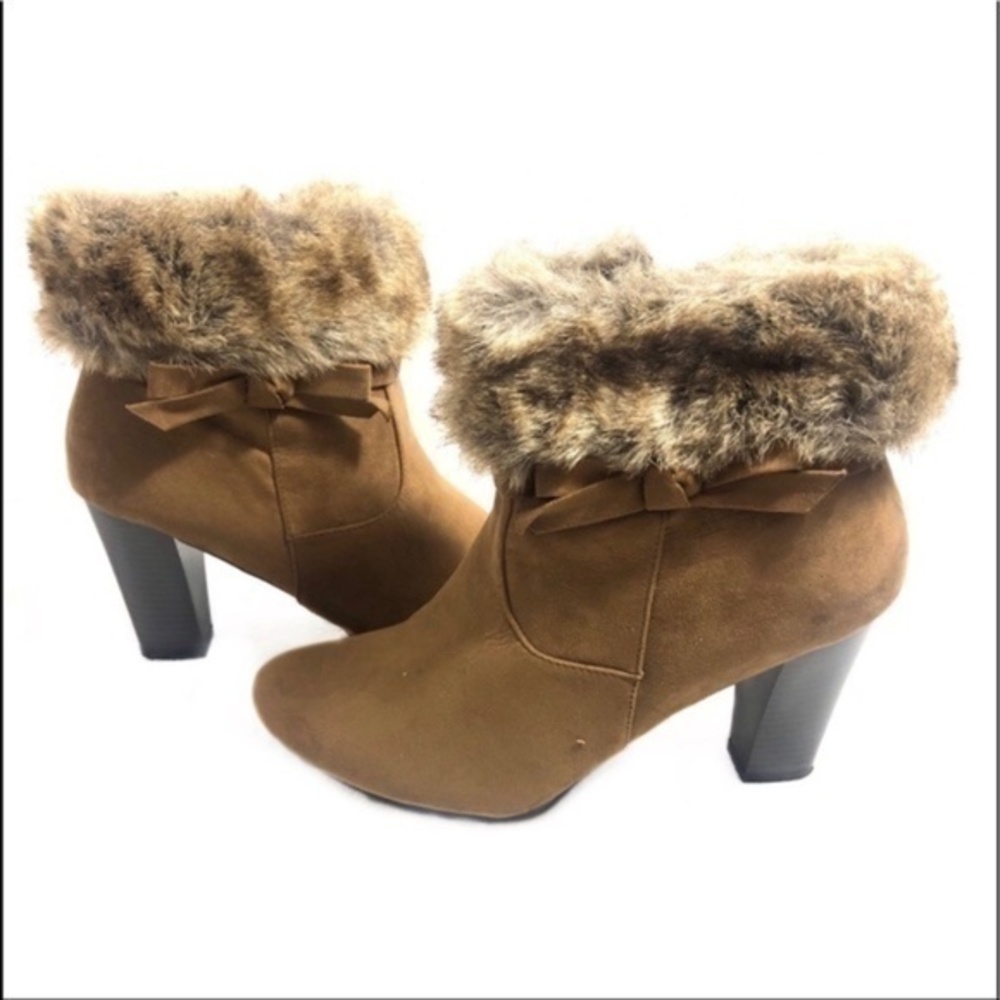 🔥🔥🔥Faux Fur Booties by Dana🔥🔥Buchman Mob Wife Aesthetic